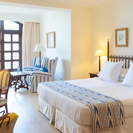 Bon Sol & Hotel 4*